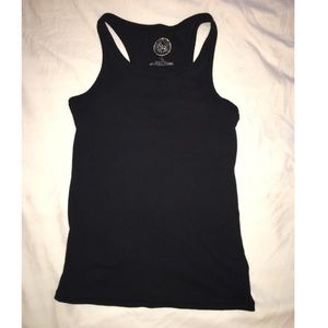 BLACK TANK TOP